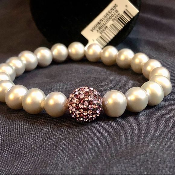 NWT cultured Pearl 8 mm, elastic, light gray w/ purple/pink crystals - Picture 2 of 5